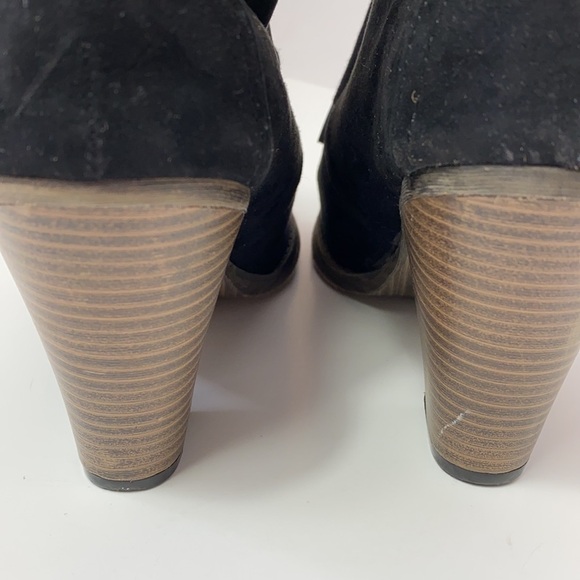 Mia Shawna black faux suede tie ankle booties 8.5 - Picture 4 of 7